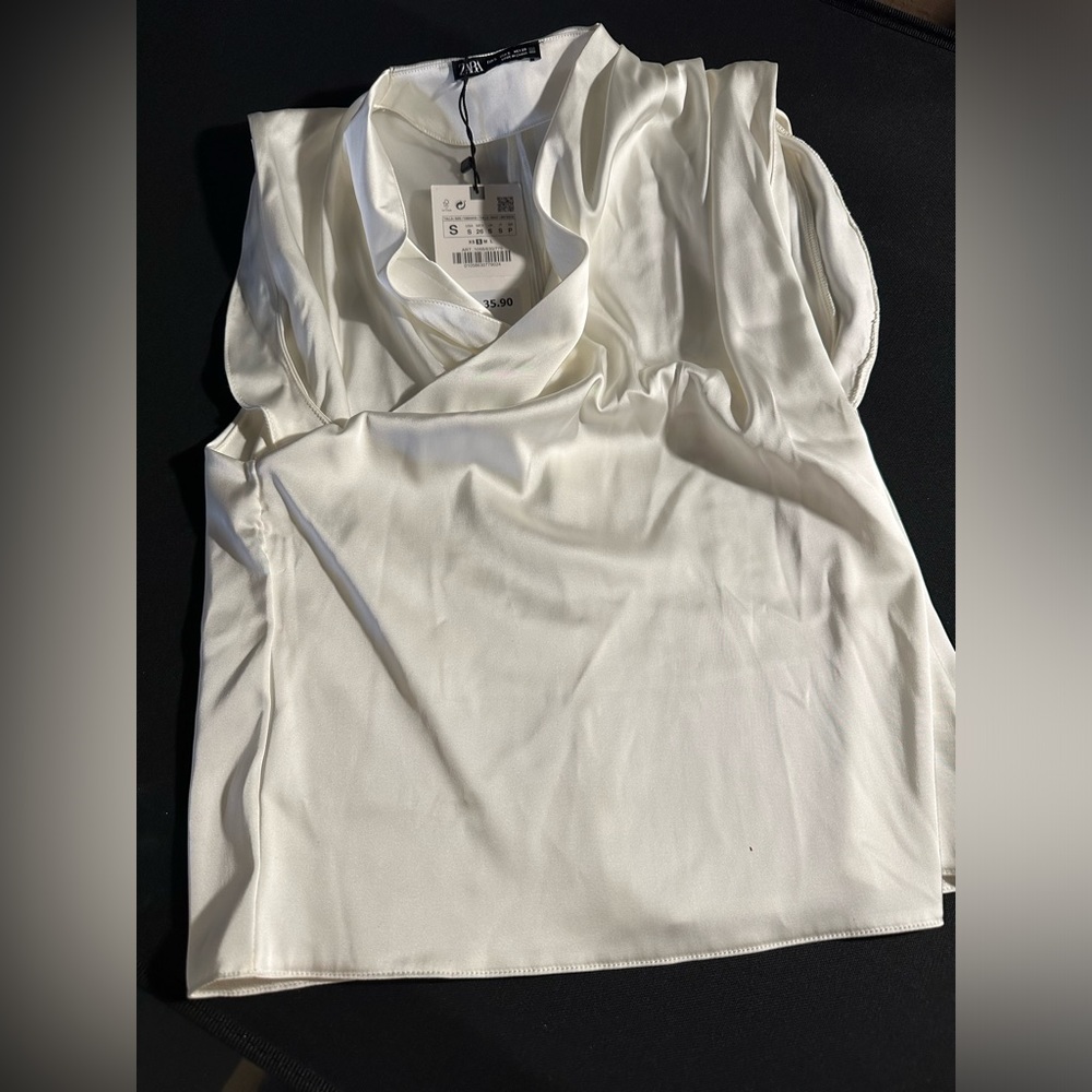 Glossy satin Zara shirt, NWT. Size S. Tank style